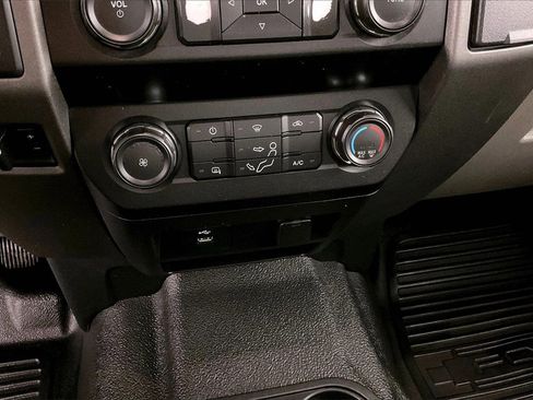 Used 2019 Ford F350 XL w/ Power Equipment Group image 15