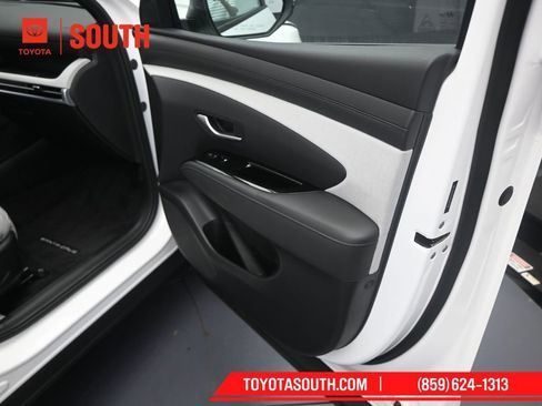 Used 2025 Hyundai Santa Cruz Limited AWD/4WD image 36