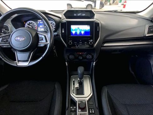 Used 2020 Subaru Forester Premium image 16