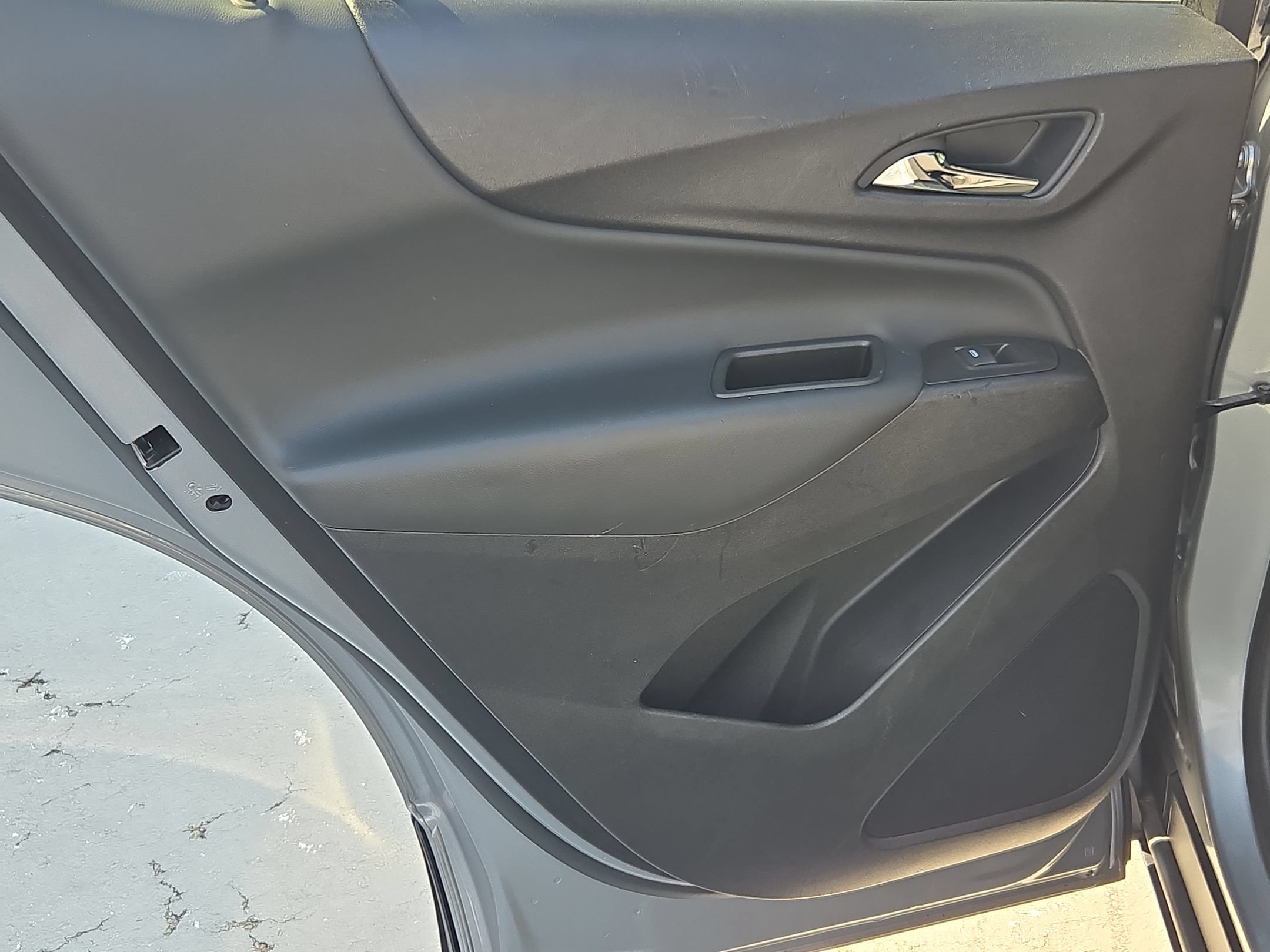 Used 2024 Chevrolet Equinox LT AWD/4WD image 32