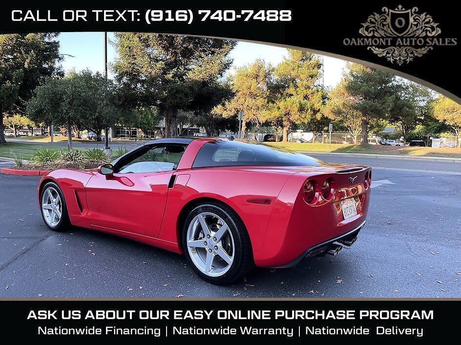 Used 2005 Chevrolet Corvette Coupe w/ Preferred Equipment Group RWD image 7