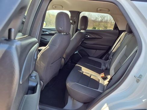 Used 2025 Chevrolet TrailBlazer LT FWD image 71