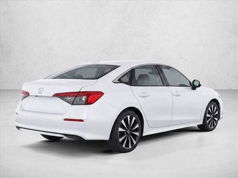 Used 2024 Honda Civic EX image 7