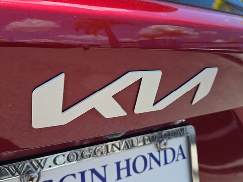 Used 2023 Kia Sorento S w/ Panoramic Sunroof Package FWD image 38