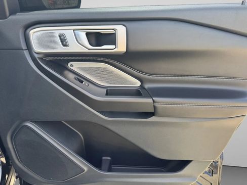 Used 2020 Ford Explorer ST w/ ST Street Pack image 35