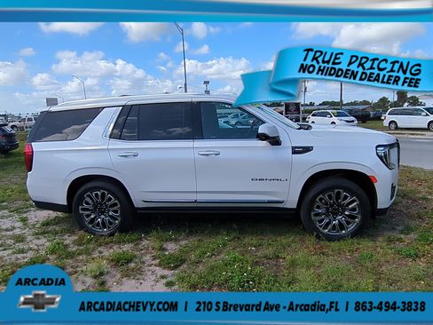 Used 2023 GMC Yukon Denali Ultimate AWD/4WD image 3