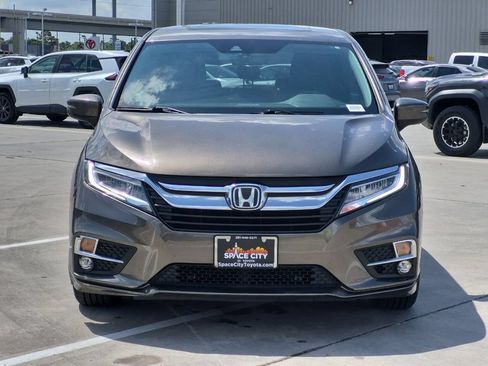 Used 2018 Honda Odyssey Touring image 9