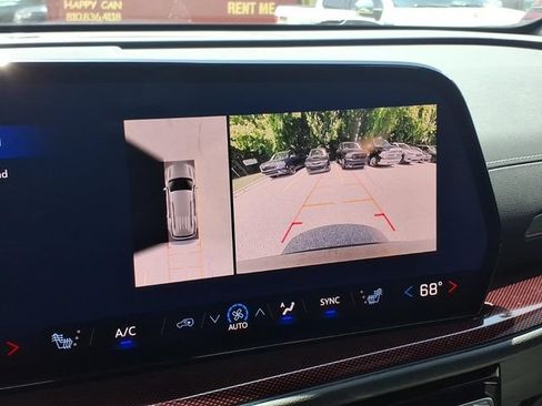 Used 2024 Chevrolet Traverse Z71 w/ Enhanced Driving Package AWD/4WD image 33