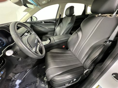 Used 2024 Genesis G80 2.5T image 13