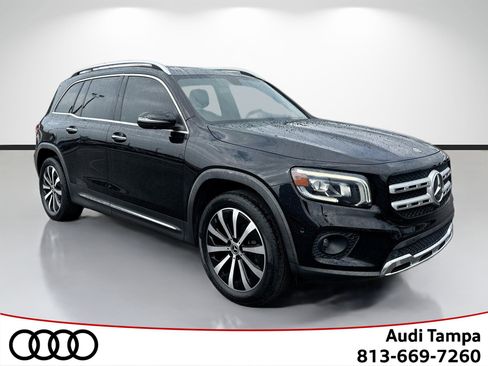Used 2022 Mercedes-Benz GLB 250 image 1