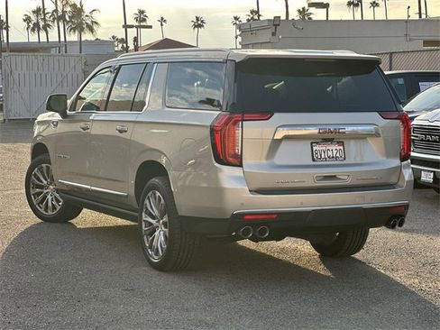 Used 2021 GMC Yukon XL Denali w/ Denali Premium Package image 6