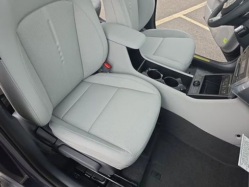 New 2026 Hyundai Kona SEL Premium image 21