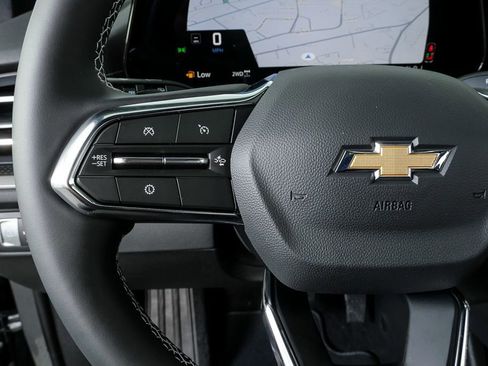 New 2026 Chevrolet Traverse LT image 9