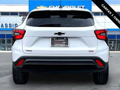 Used 2024 Chevrolet Trax RS image 6