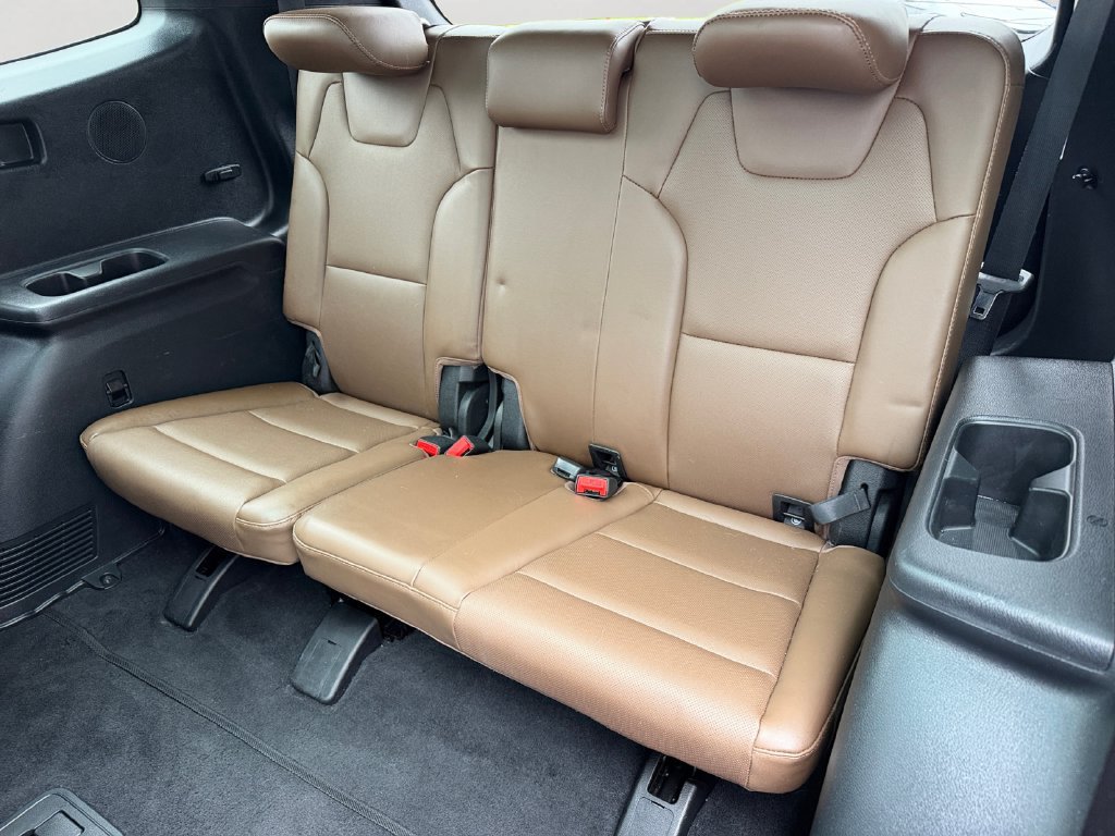 Used 2021 Kia Telluride SX w/ SX Prestige Package AWD/4WD image 11