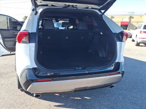 Used 2022 Toyota RAV4 XSE image 20