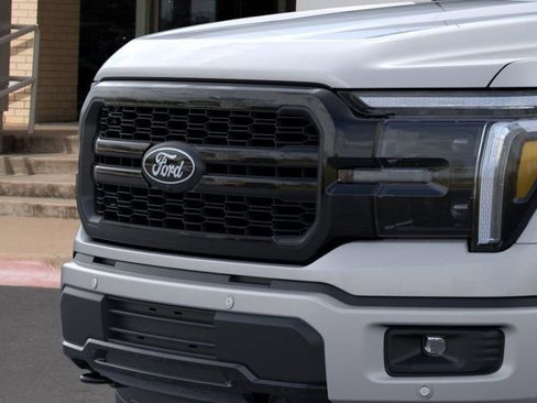 New 2025 Ford F150 Lariat w/ Equipment Group 501A Mid image 19