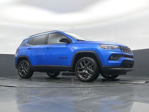 New 2026 Jeep Compass Latitude image 38