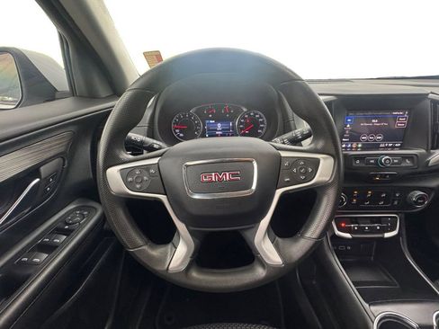 Used 2023 GMC Terrain SLE image 13