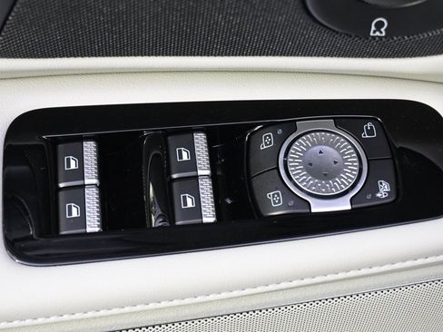 New 2026 Lincoln Nautilus Reserve image 23