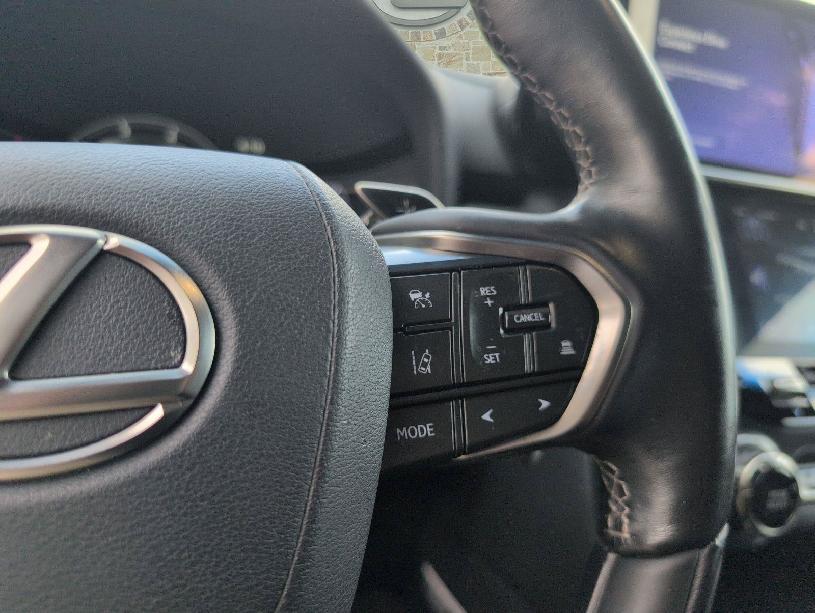 Used 2024 Lexus LX 600 4WD w/ Appearance Package image 15