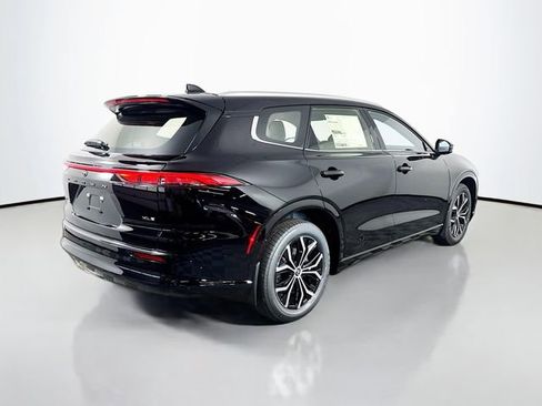 New 2026 Toyota Crown Signia AWD/4WD image 8