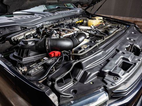 Used 2019 Ford F250 Lariat image 40