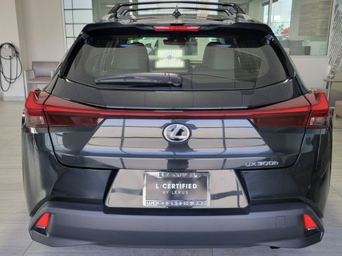 Certified 2025 Lexus UX 300h FWD w/ Accessory Package (Z2) image 5