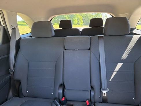 Used 2019 Kia Sorento AWD V6 image 17