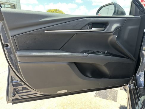 Used 2026 Toyota Camry XSE FWD image 9