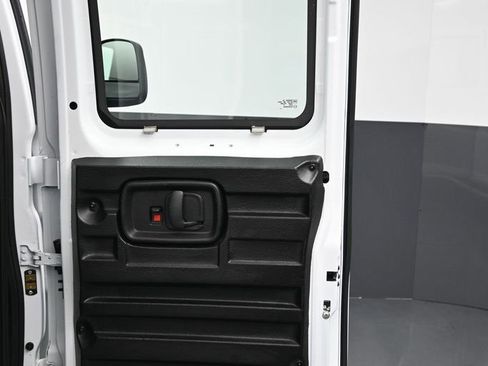 Used 2024 GMC Savana 2500 w/ Driver Convenience Package image 31
