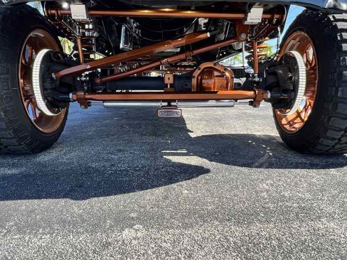 Used 2022 Ford F250 Platinum w/ Tremor Off-Road Package image 29