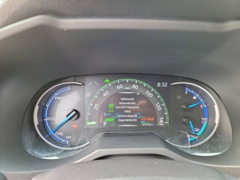 Used 2021 Toyota RAV4 SE w/ Weather & Moonroof Package AWD/4WD image 21