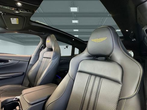 New 2026 Aston Martin DBX 707 image 36