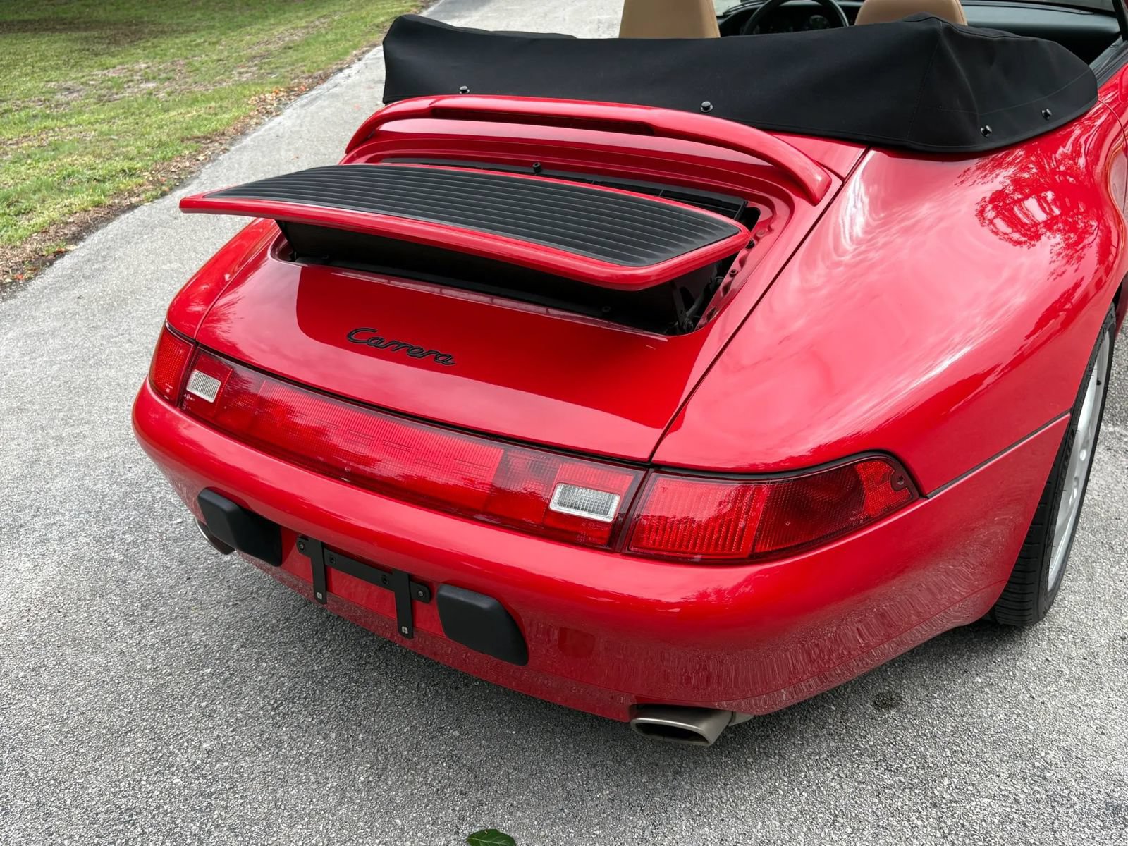 Used 1998 Porsche 911 Cabriolet image 29