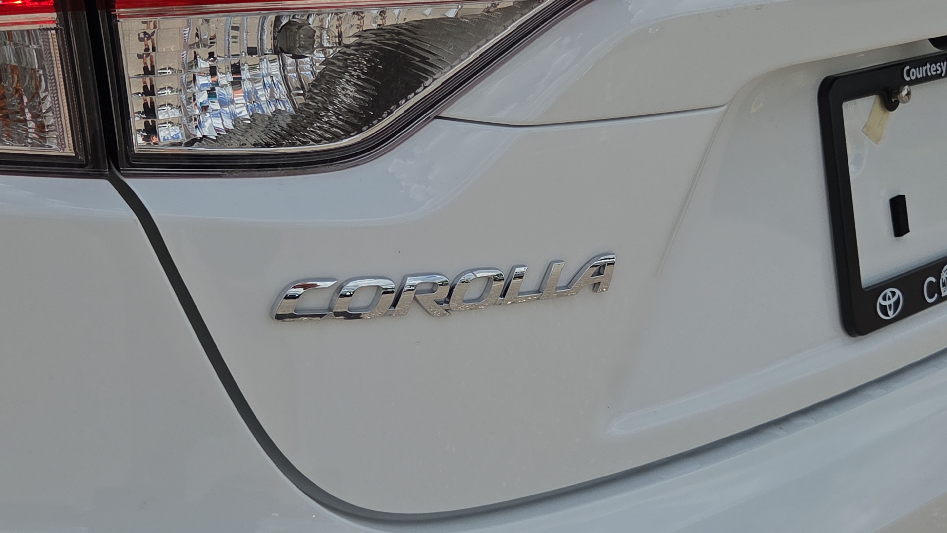 Certified 2026 Toyota Corolla SE FWD image 29