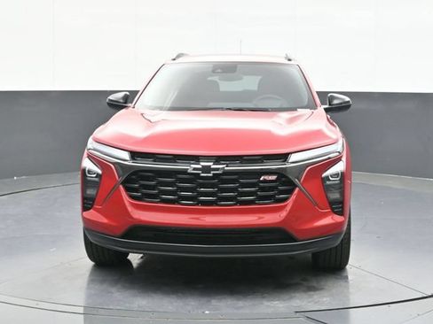 New 2026 Chevrolet Trax RS w/ Driver Confidence Package FWD image 2