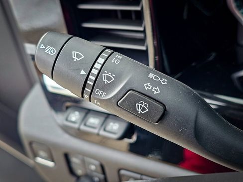 Certified 2024 Chevrolet Silverado 2500 LTZ w/ LTZ Convenience Package image 21