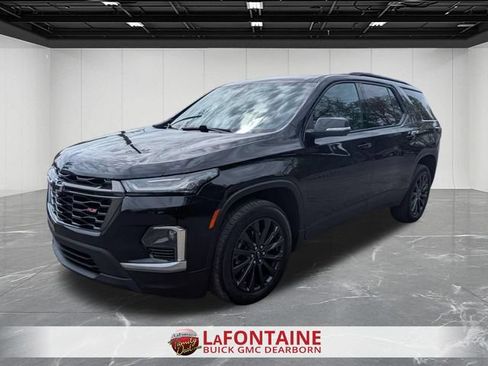 Used 2023 Chevrolet Traverse RS w/ LPO, Floor Liner Package FWD image 1