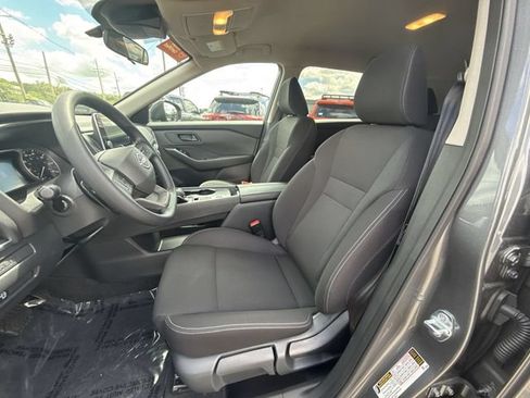 Used 2026 Nissan Rogue S FWD image 11