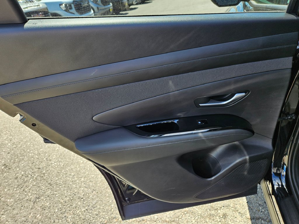 Used 2025 Hyundai Tucson SEL AWD/4WD image 19