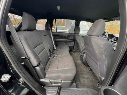 Used 2021 Honda Passport Sport image 17