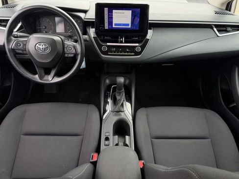Used 2024 Toyota Corolla LE FWD image 11