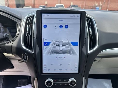 Used 2023 Ford Edge Titanium w/ Equipment Group 301A AWD/4WD image 19