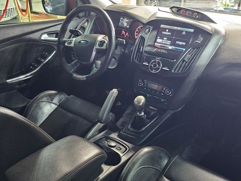 Used 2014 Ford Focus ST w/ Equipment Group 202A image 16