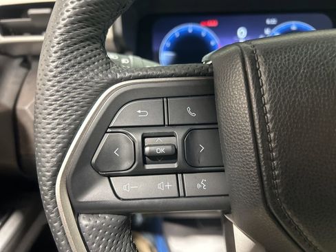 Used 2024 Toyota Tacoma Limited w/ Limited Package (LT) image 24