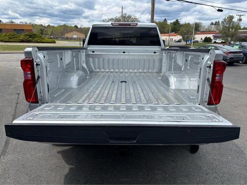 Used 2022 Chevrolet Silverado 3500 LT w/ All Star Edition AWD/4WD image 8
