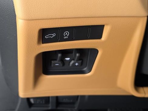 New 2026 Lexus LX 600 4WD w/ Luxury Package image 34