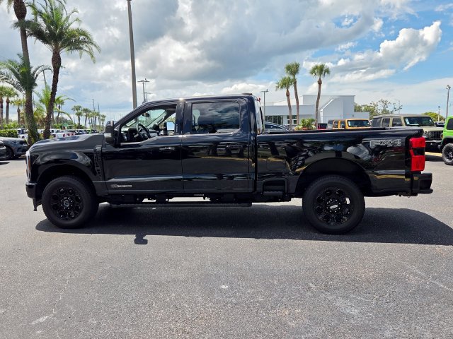 Used 2024 Ford F250 Lariat w/ Lariat Ultimate Package AWD/4WD image 4