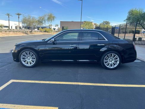 Used 2012 Chrysler 300 Limited image 6